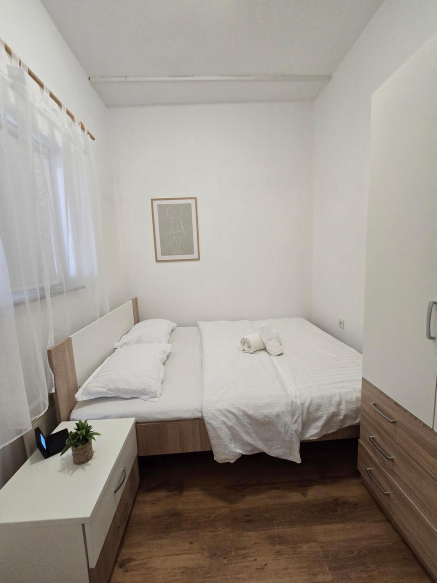 Apartments Roko Pridraga エクステリア 写真