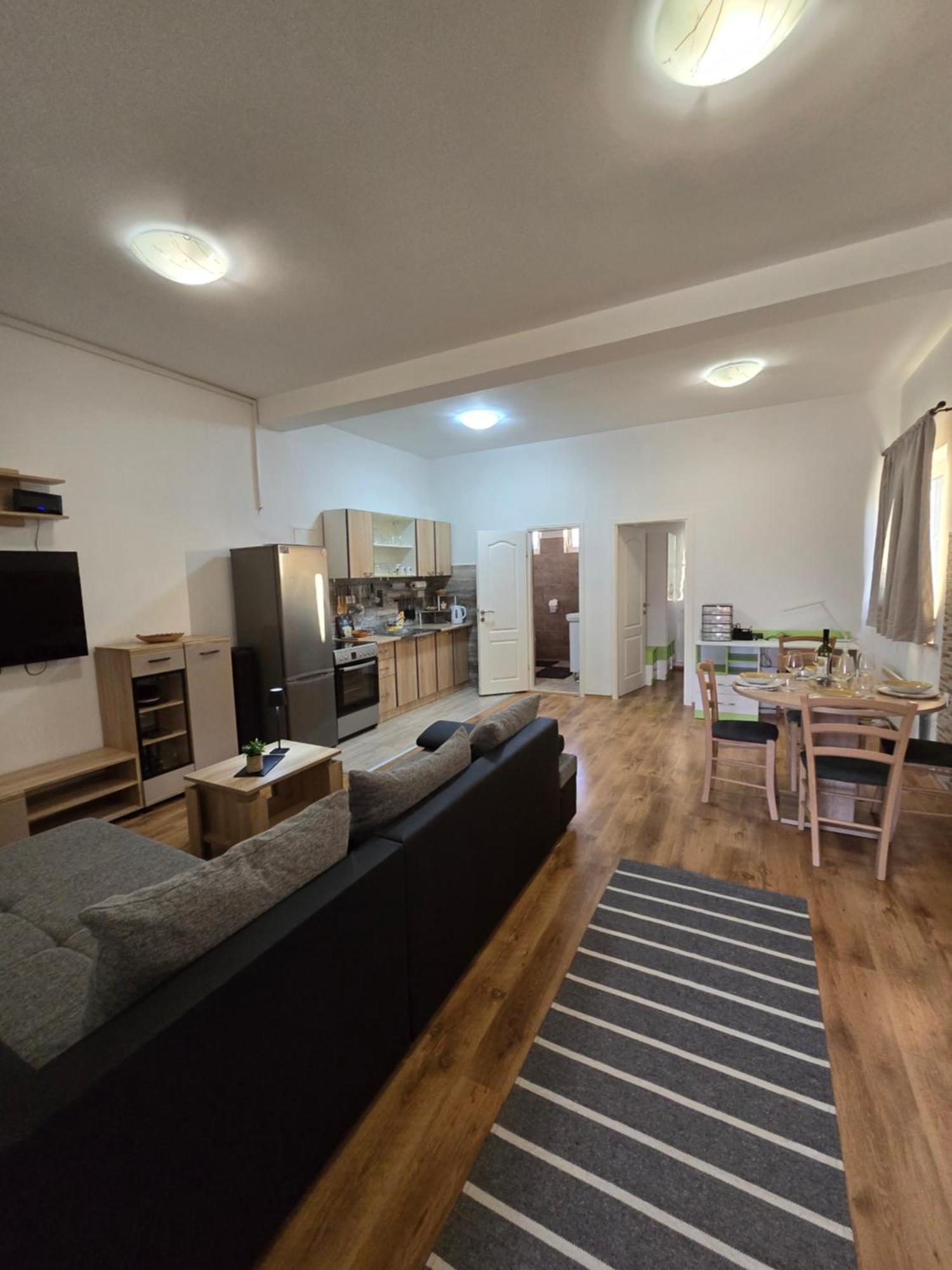 Apartments Roko Pridraga エクステリア 写真